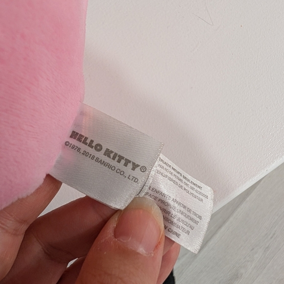 Sanrio Hello Kitty Cube Square Plush 8" NWT - Picture 6 of 7